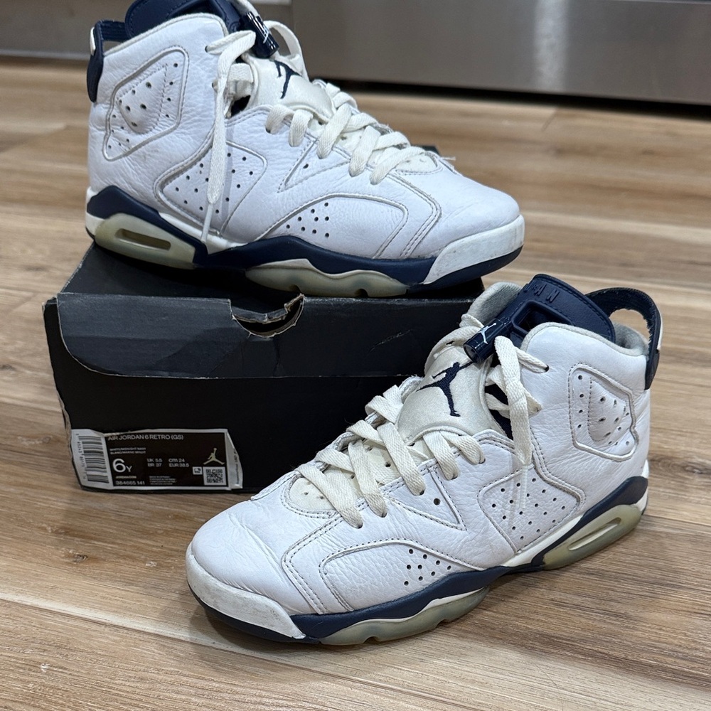 Air Jordan 6 Retro "Midnight Navy”